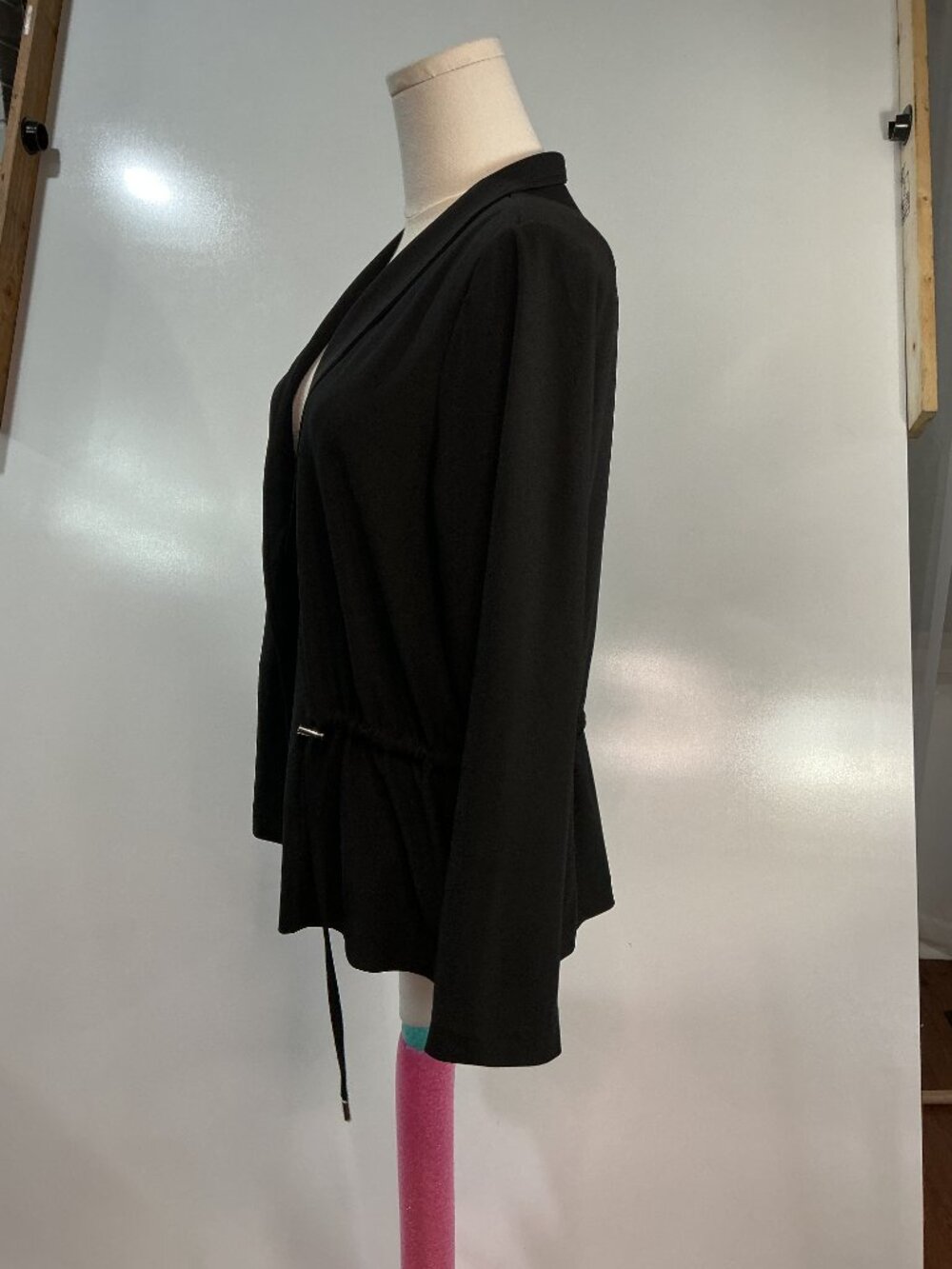 WynneLayers MarlaWynne Drapey Twill Drawstring Jacket Black M - Picture 10 of 12